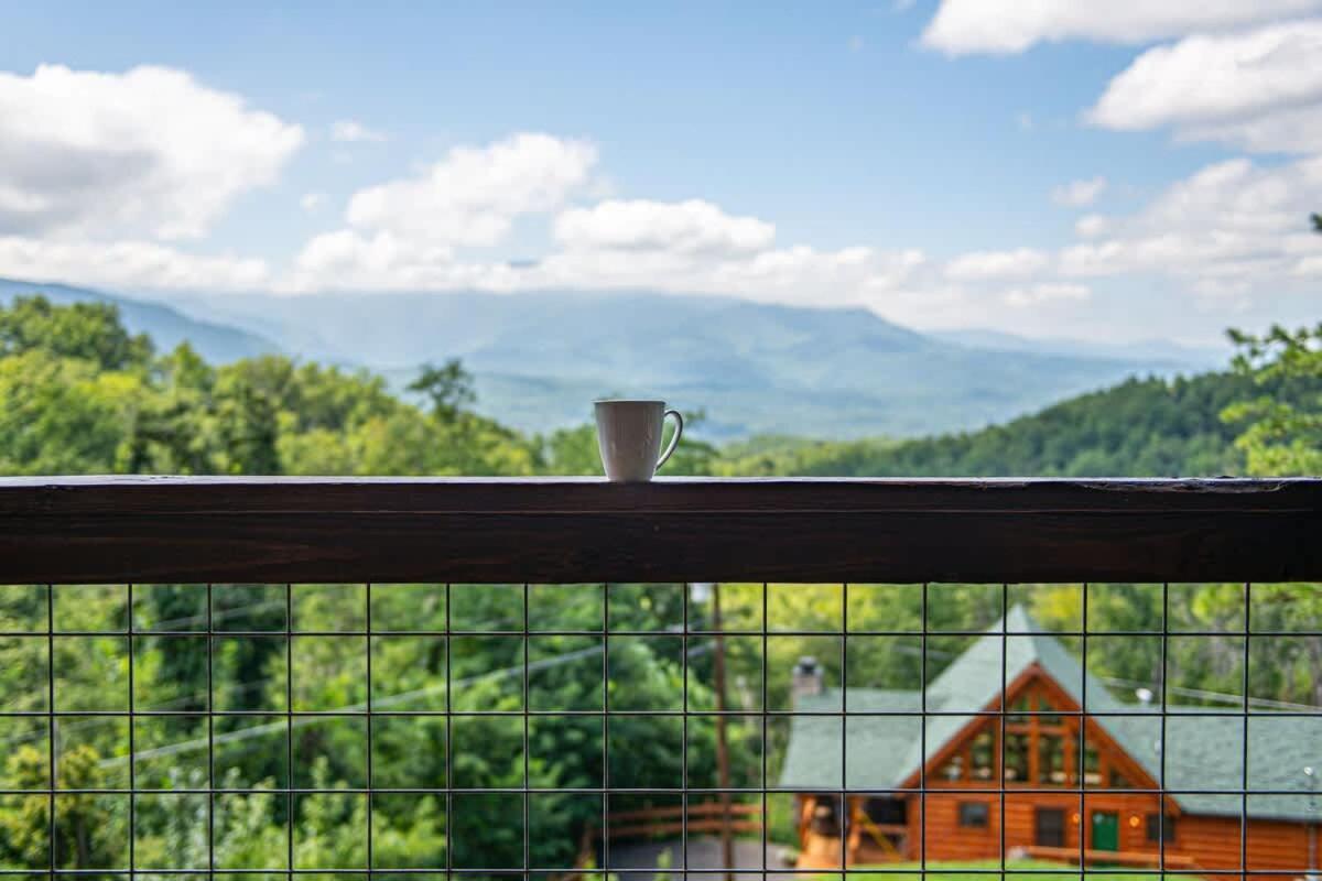 Mountain Mist Villa Gatlinburg Exterior photo