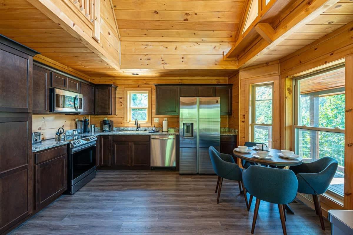 Mountain Mist Villa Gatlinburg Exterior photo